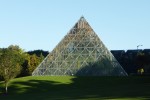 Square Pyramid Botanical Gardens Sydney Bev Dunbar Maths Matters